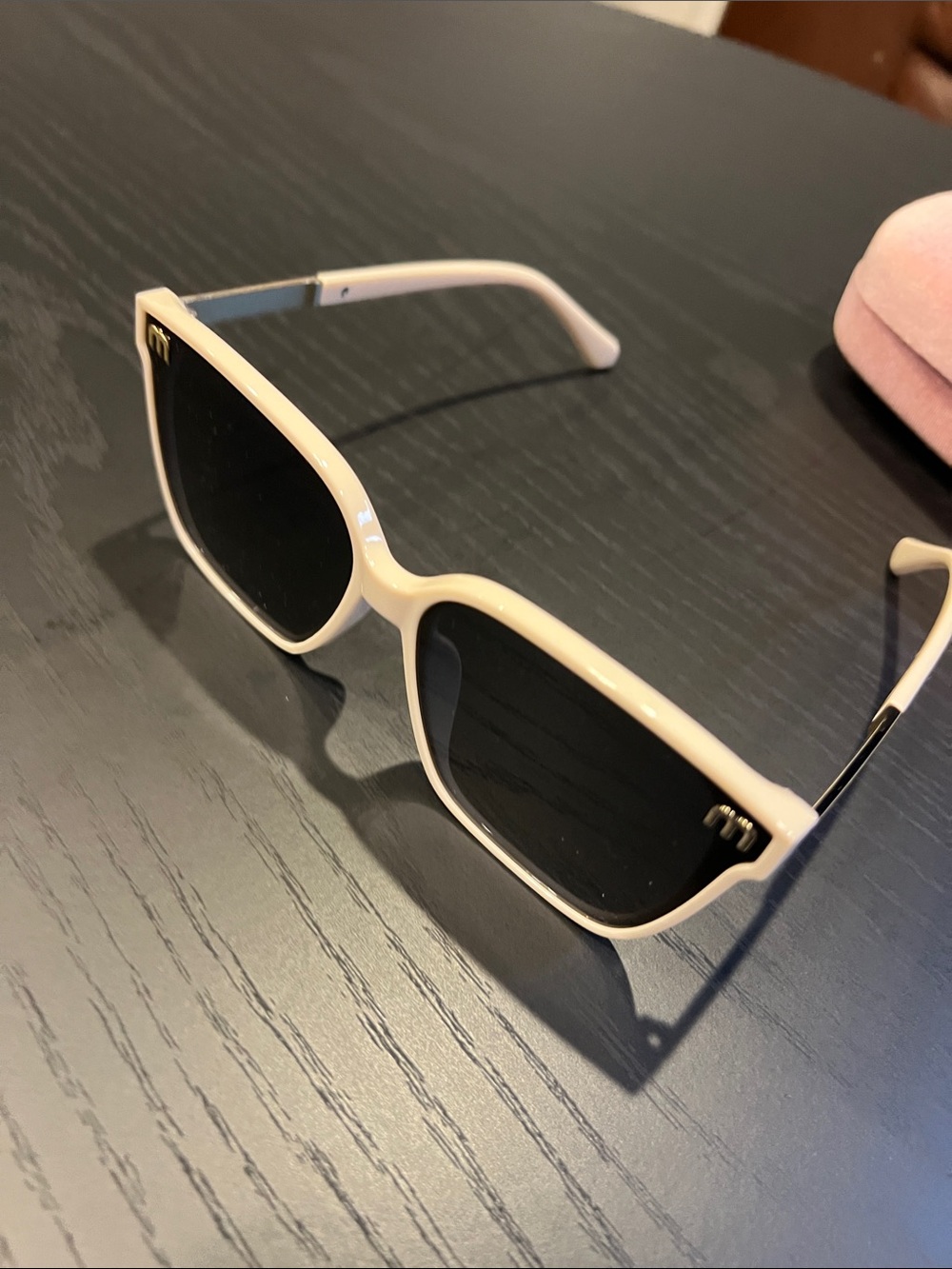 Miu Miu Cream Frame Sunglasses with Black Lenses - Picture 9 of 14